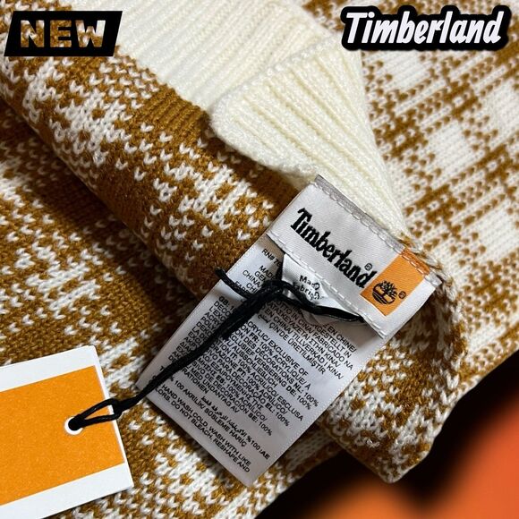New NWT Timberland Plaid Knit Scarf perfect for cold season